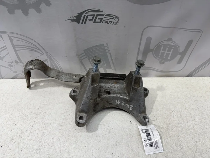 Кронштейн подушки акпп Mercedes-benz 2007 W211