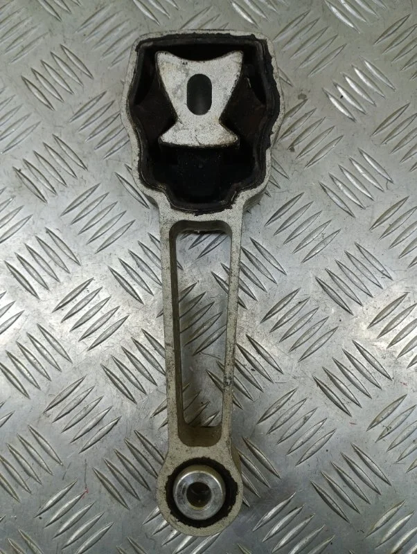 Подушка крепления двигателя Land Rover Range Rover Evoque I (2011-2018) 2016 LR000597 2.0 D 204DTD