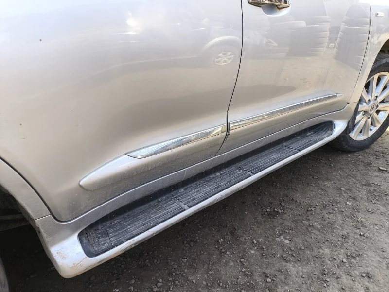 Подножка Lexus Lx 570 (2007-2022) 2008 5177360160 ВНЕДОРОЖНИК 5.7 I 3URFE