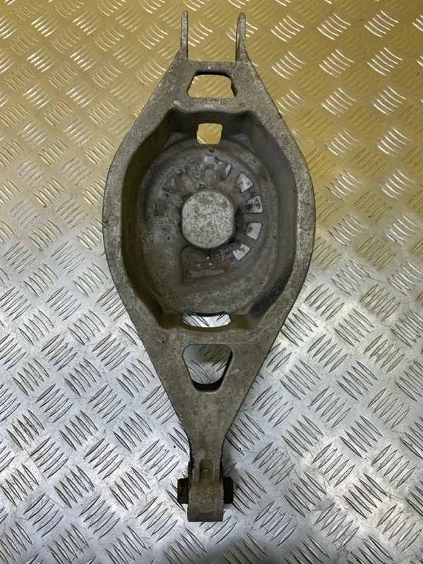 Рычаг задний Infiniti Fx 30D ( 2002-2013) 2011 551B01BA0A 3.0 D V9X