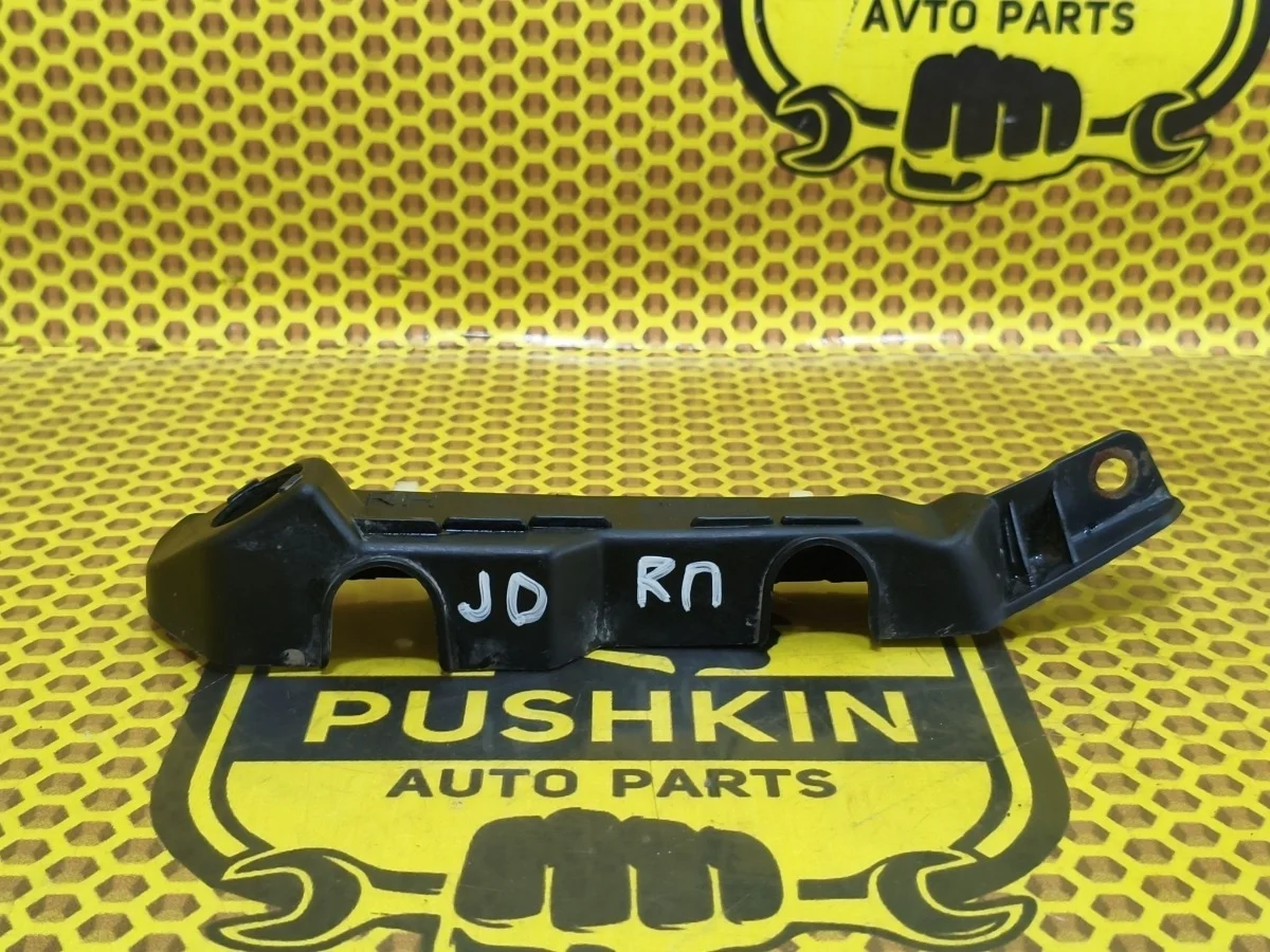 Кронштейн бампера Kia Ceed 2013 86514A2000 JD G4FG, передний правый