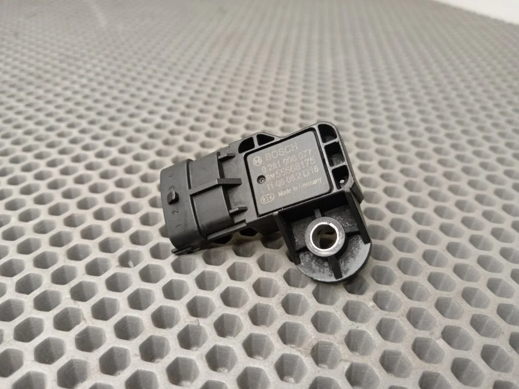 Датчик абсолютного давления Opel Astra 2015 J