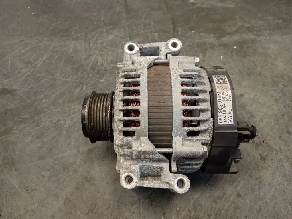 Генератор Audi A7 2011 4G