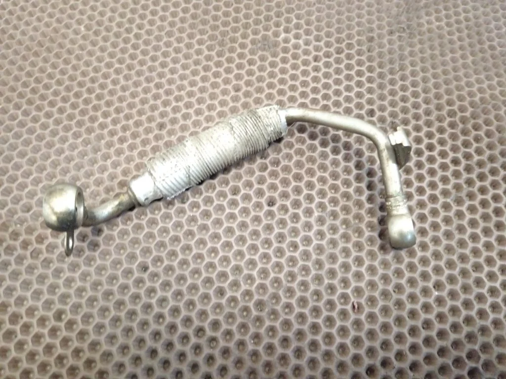 Трубка маслянная Volkswagen Tiguan 5N