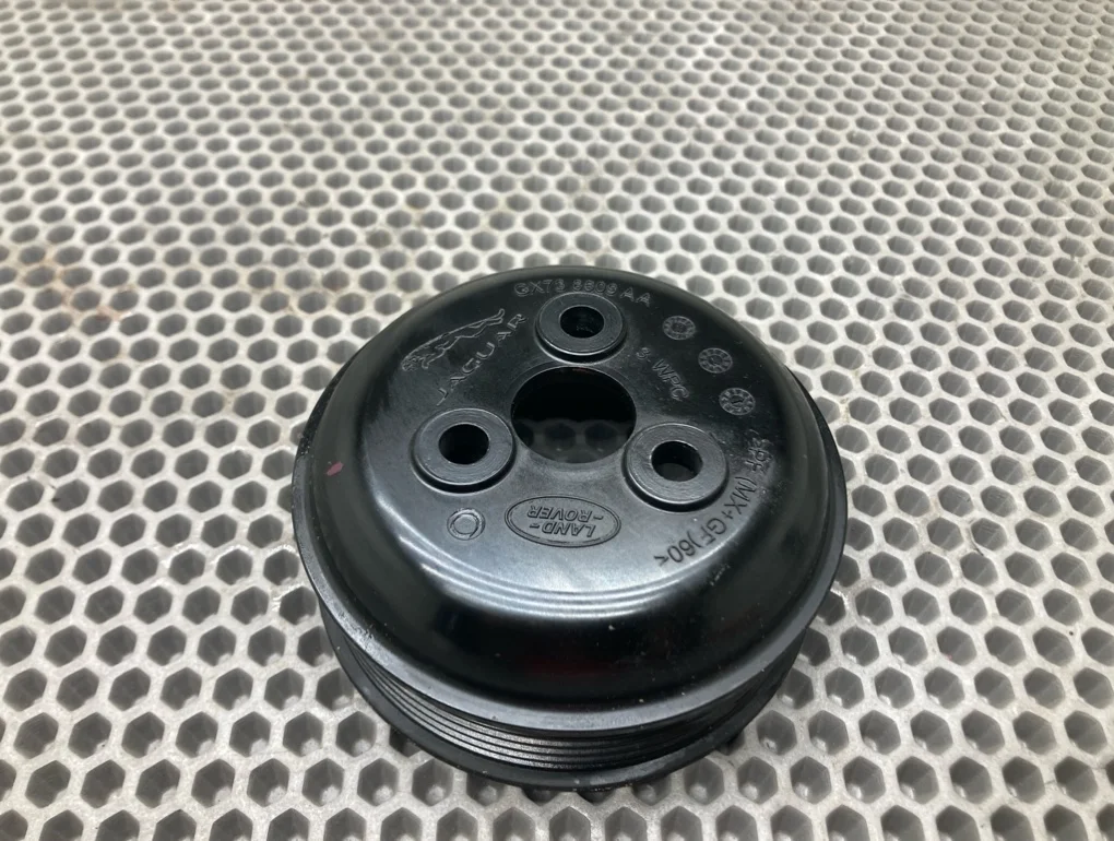 Шкив помпы Land Rover Discovery 2018 L462