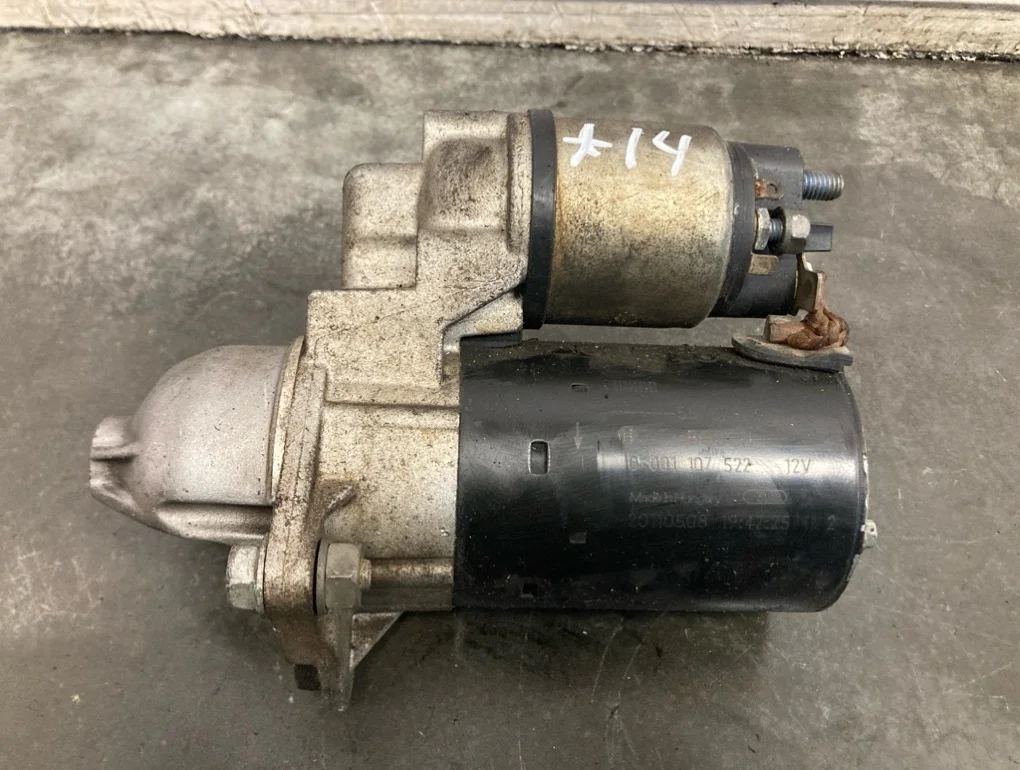 Стартер Opel Astra 2011 J