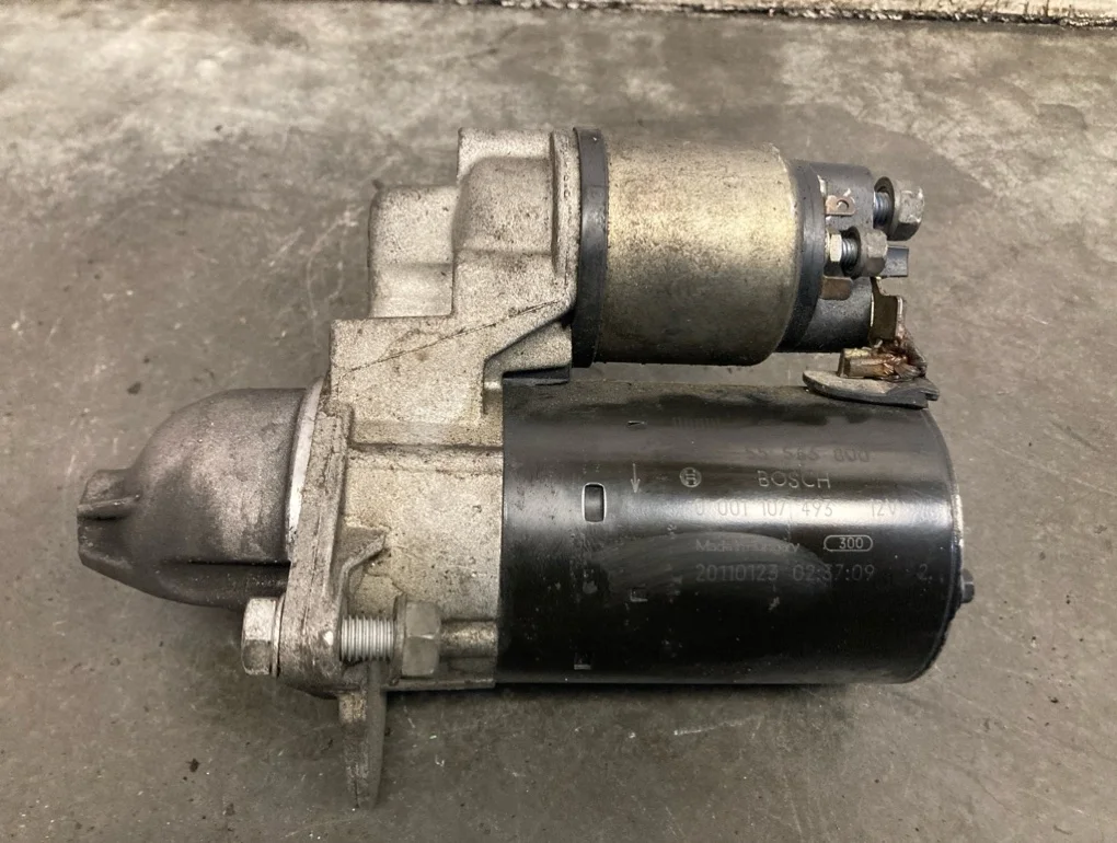 Стартер Opel Astra 2011 J