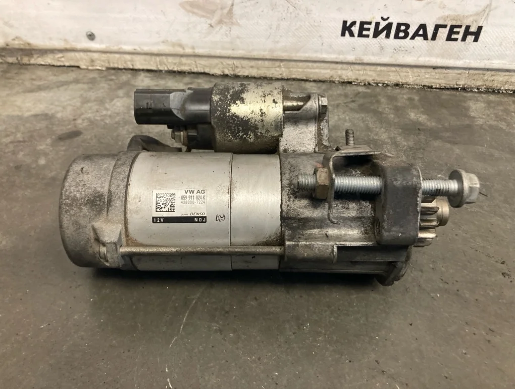 Стартер Audi Q7 2013 4L