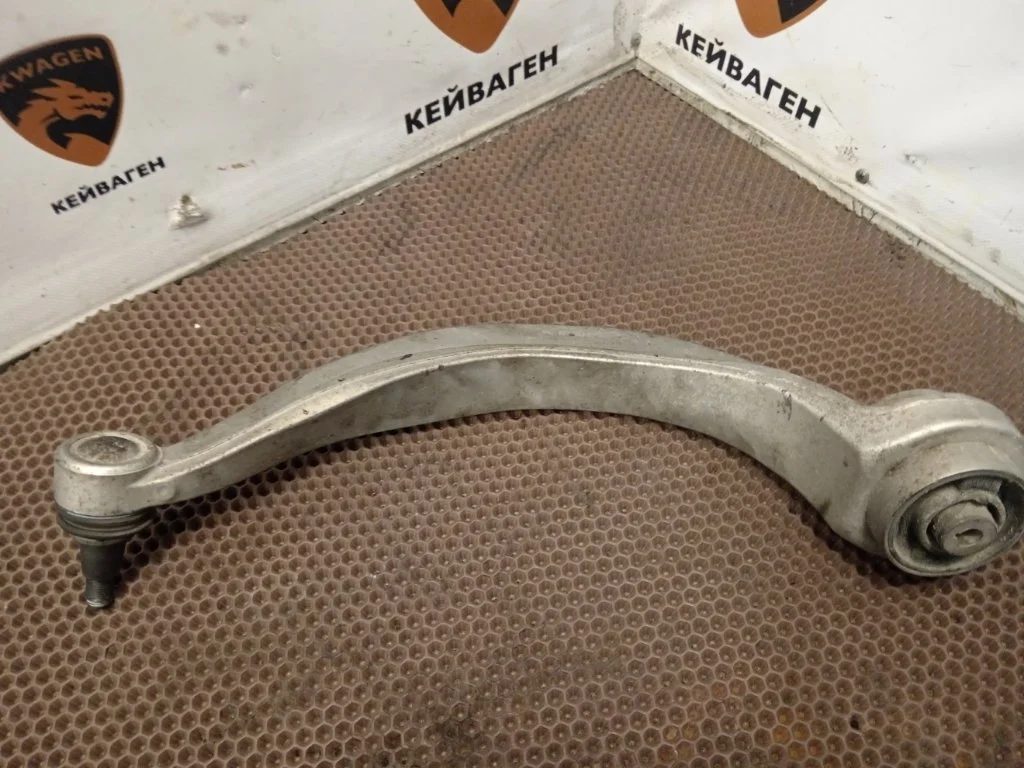 Рычаг подвески нижний Audi A8 2013 D4