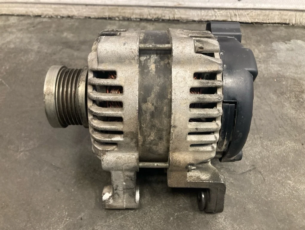 Генератор Opel Astra 2011 J