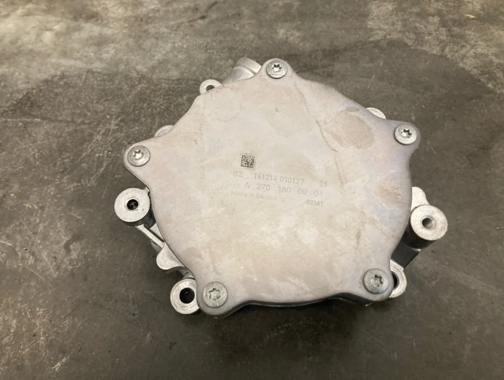 Вакуумный насос Mercedes-Benz -Class 2015 C205