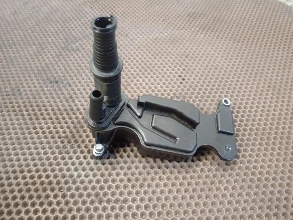 Маслоотделитель Mercedes-Benz -Class 2015 C205