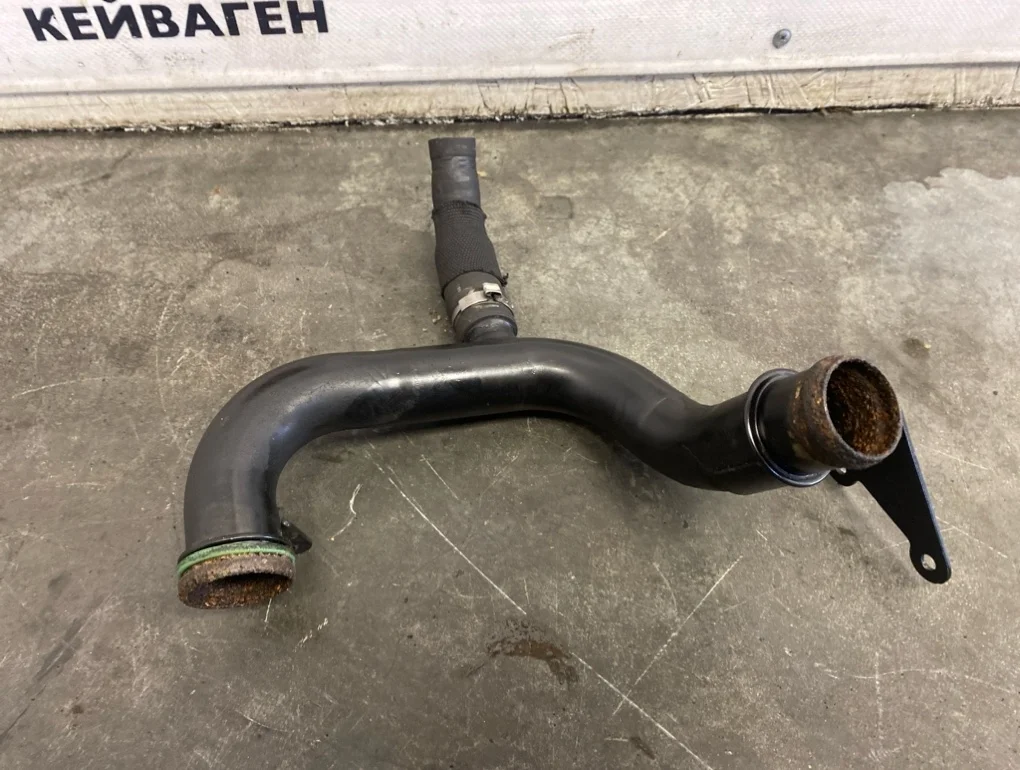 Тройник системы охлаждения Audi Q7 2009 4L