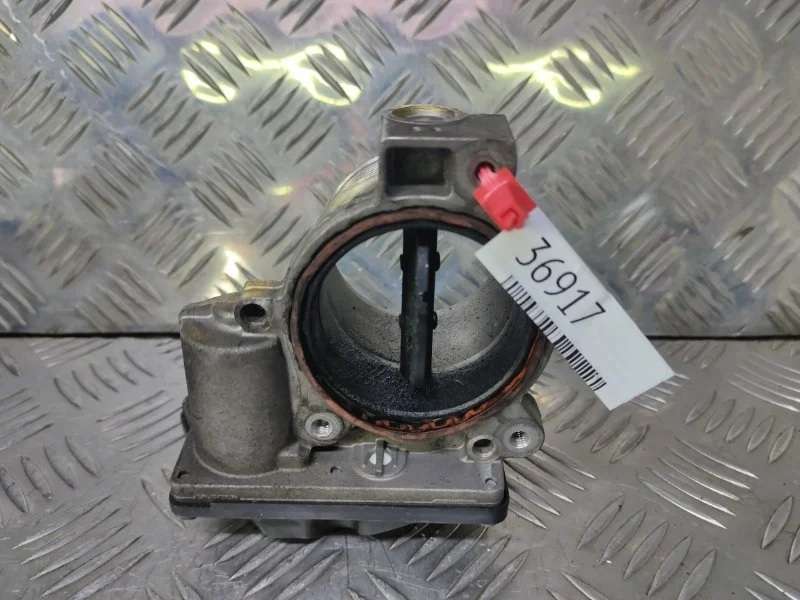 Дроссельная заслонка Volkswagen Touareg 2