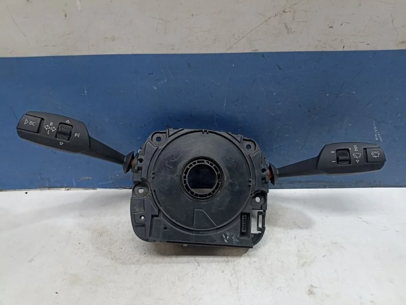 Переключатель подрулевой BMW X1 (E84) 61319164416