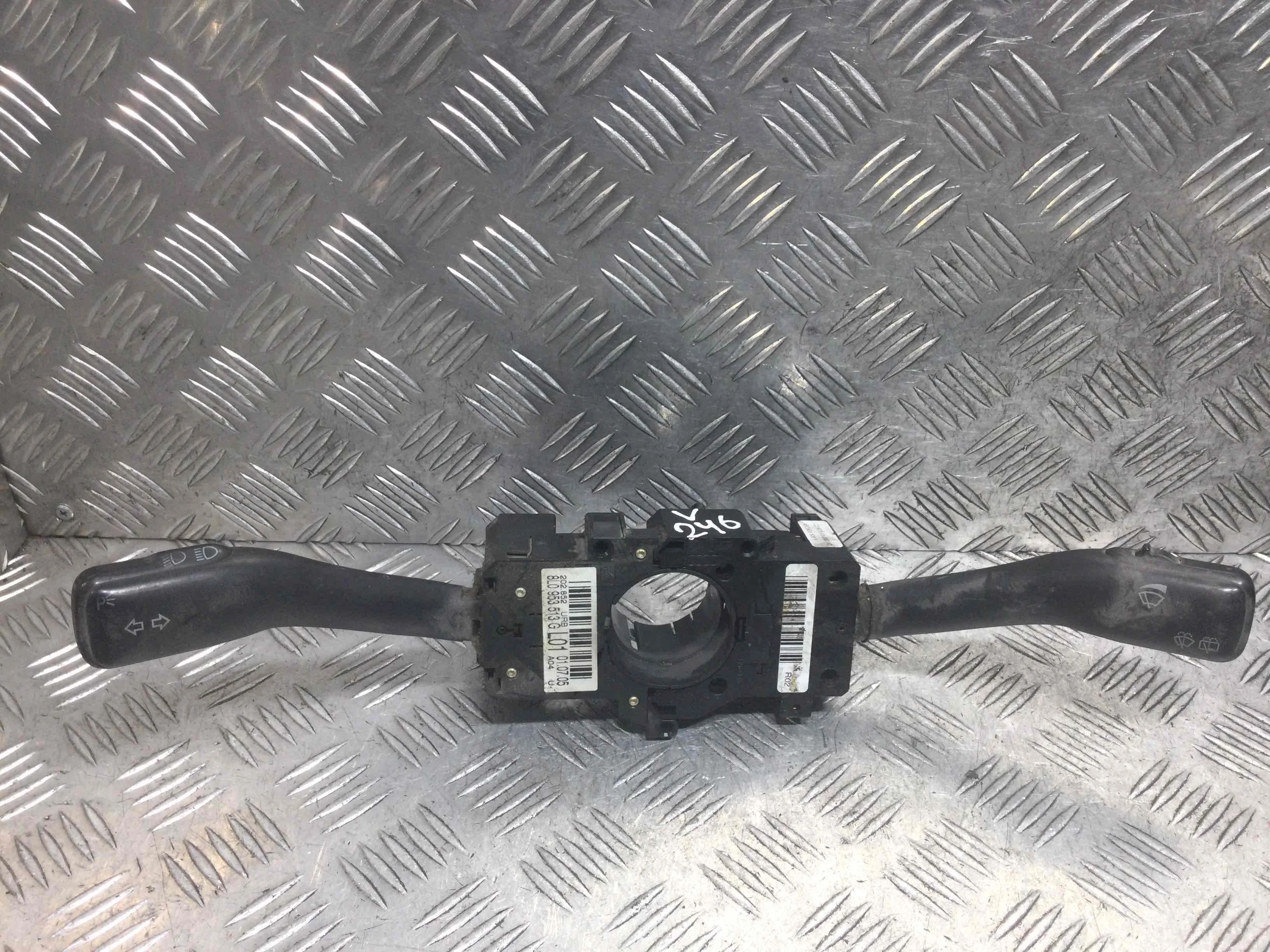 Переключатель подрулевой (стрекоза) Volkswagen Passat B5+ [рестайлинг] (2000-2005) дизель 1.9 TDI Механика Седан