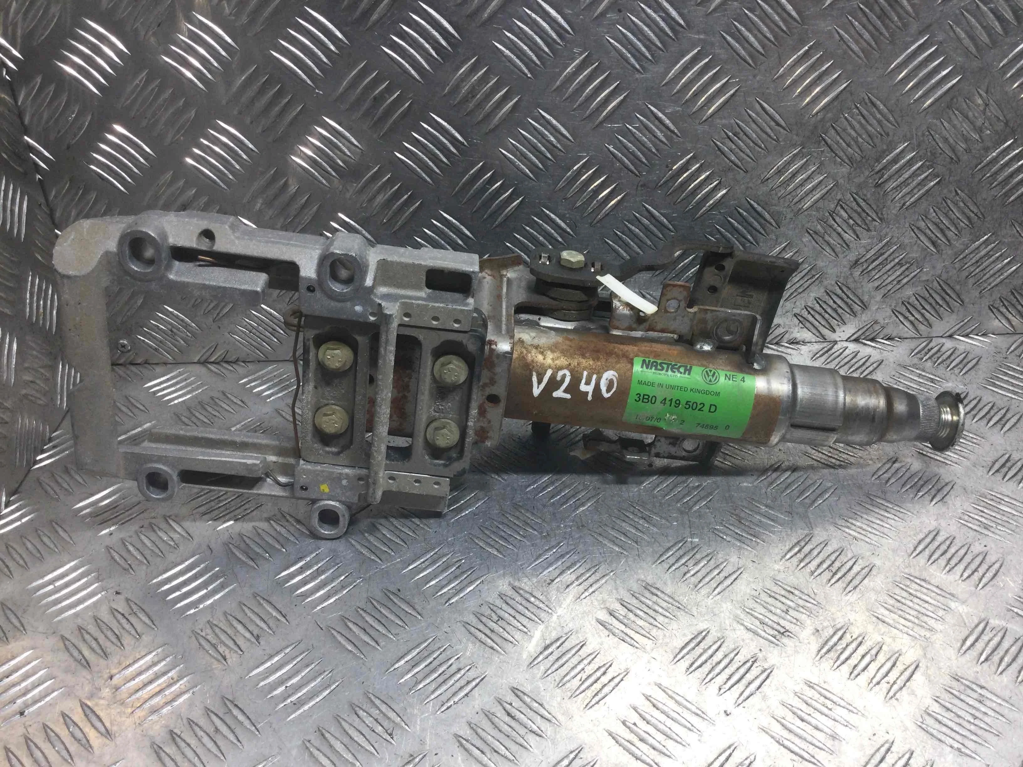 Рулевая колонка Volkswagen Passat B5 (1996-2000) бензин 1.8 i Механика Универсал