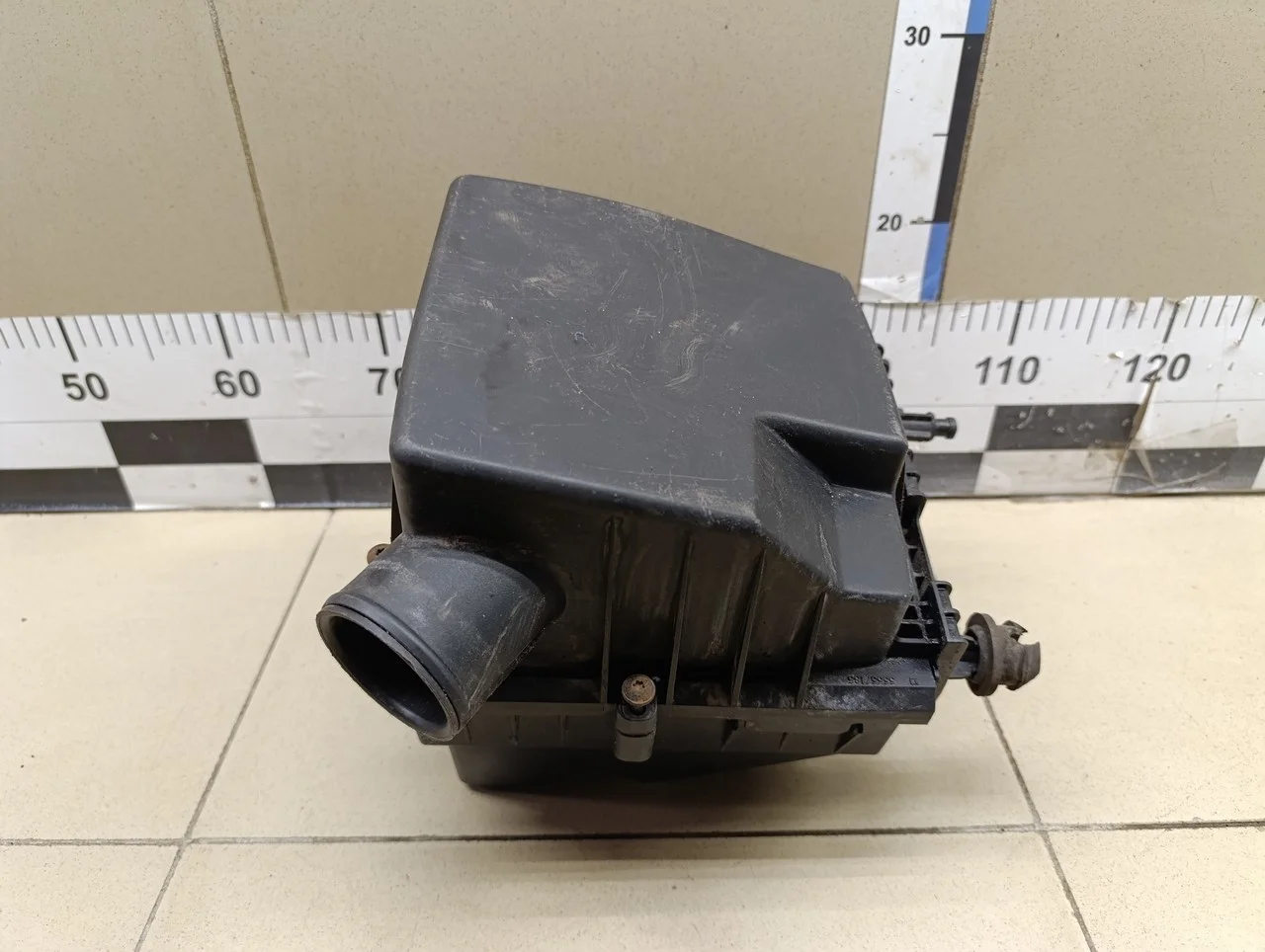 Корпус воздушного фильтра Corsa D 2006-2015