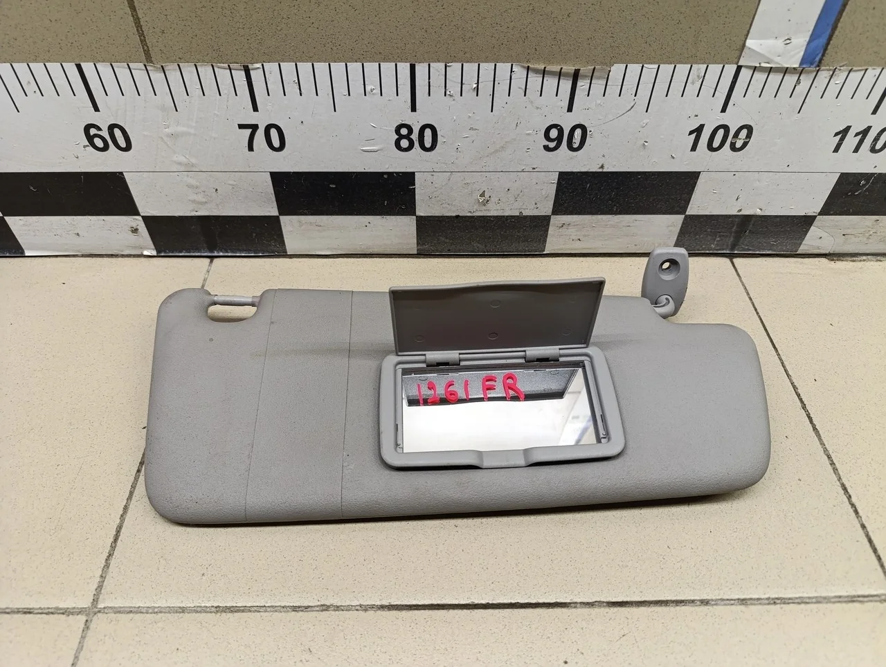 Козырек солнцезащитный (внутри) Corsa D 2006-2015