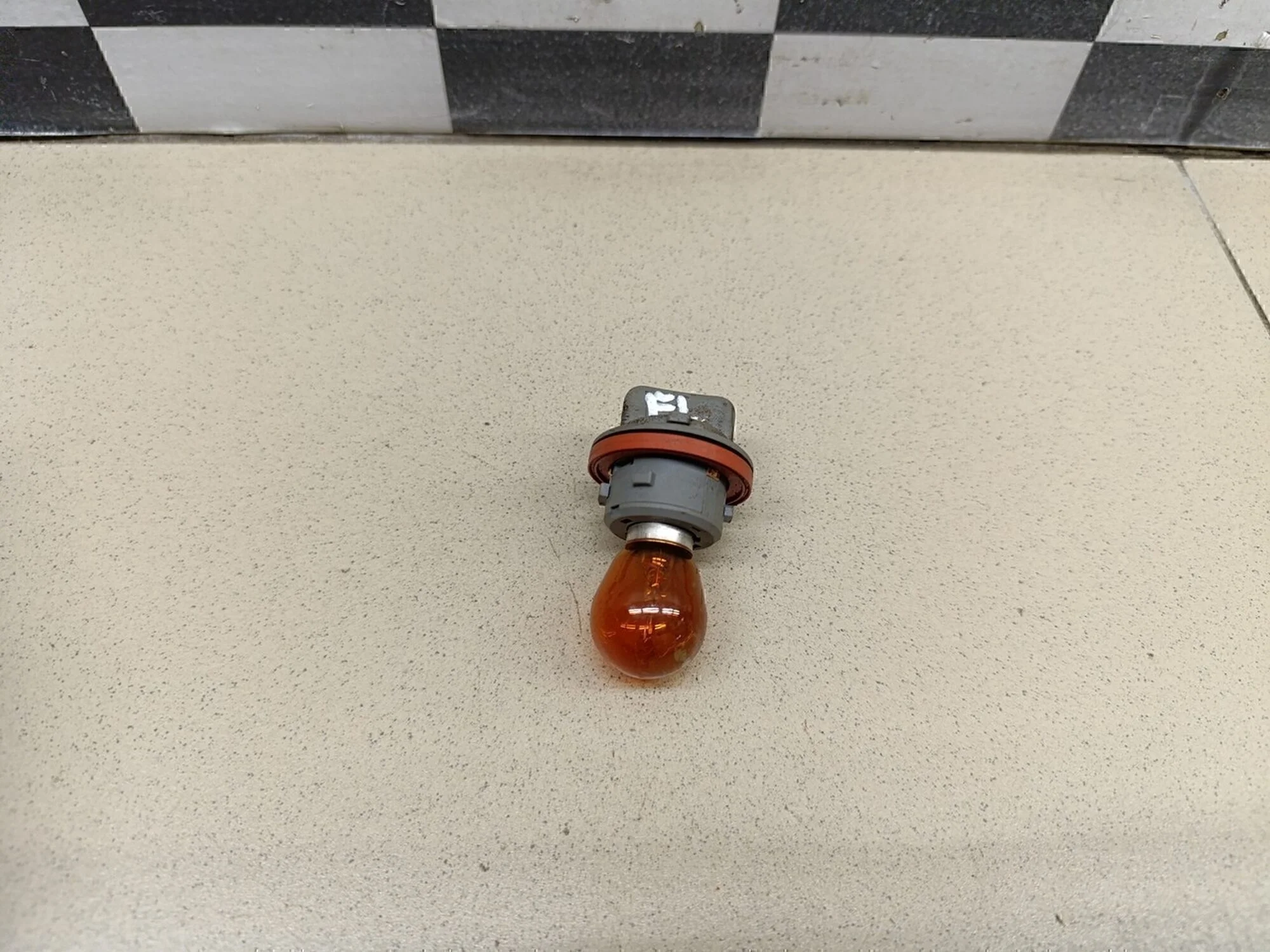 Патрон лампы ix35/Tucson 2010-2015