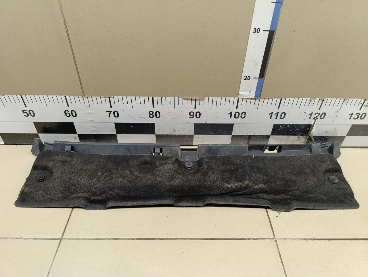 Направляющая заднего бампера Corsa D 2006-2015