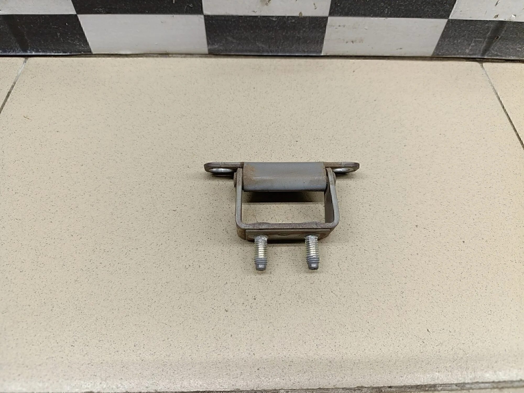 Петля двери багажника ix35/Tucson 2010-2015