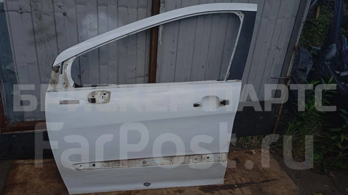 Дверь передняя левая Пежо 308
