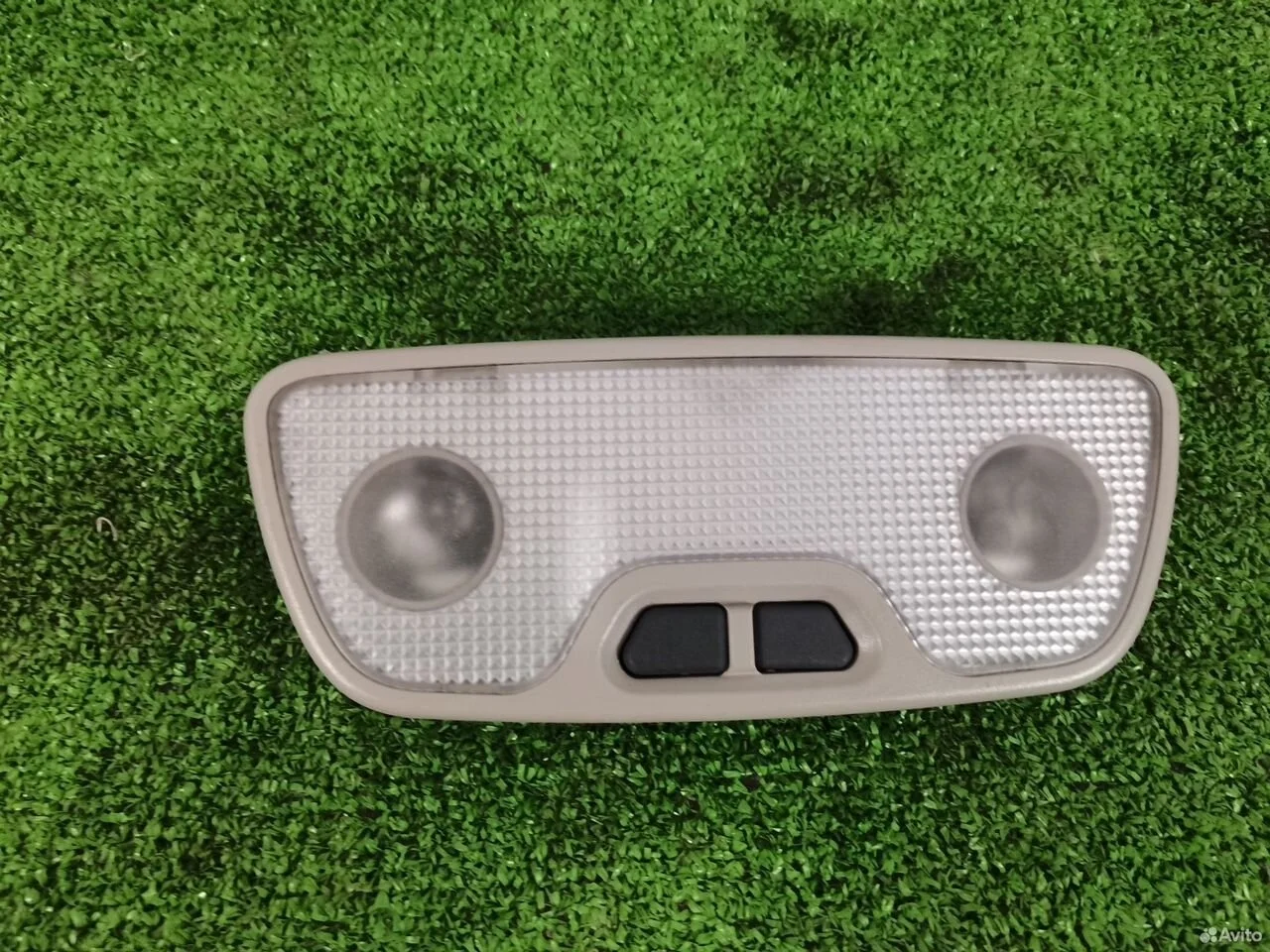 Плафон освещения салона volvo s40 v50 c30