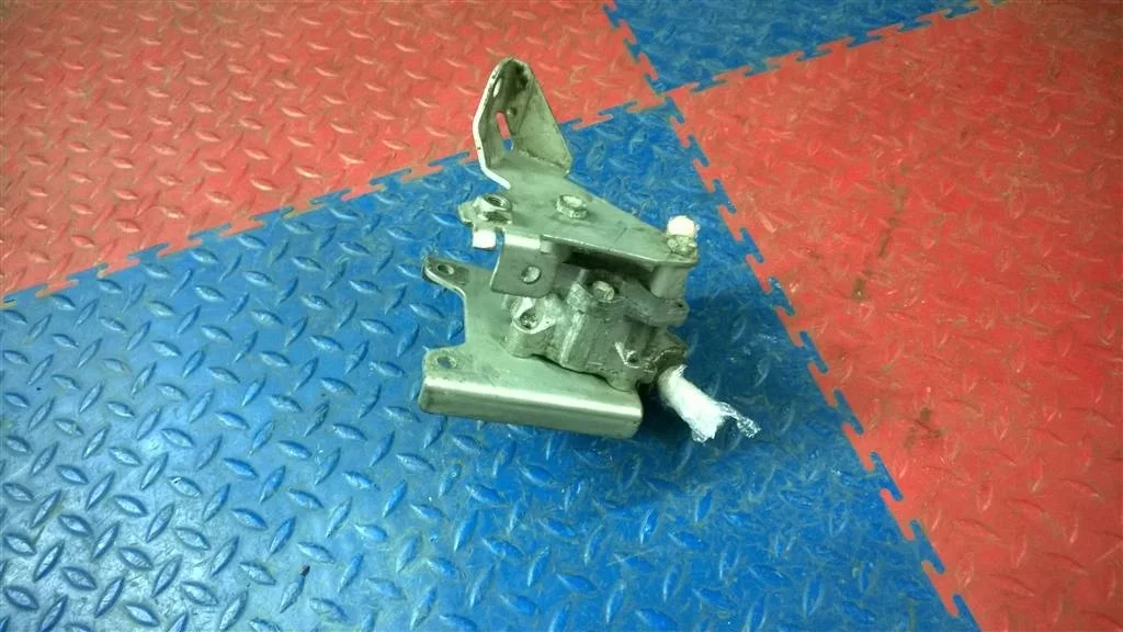 насос гидроусилителя BMW X5 E53  M54B30 231 лс 3.0i