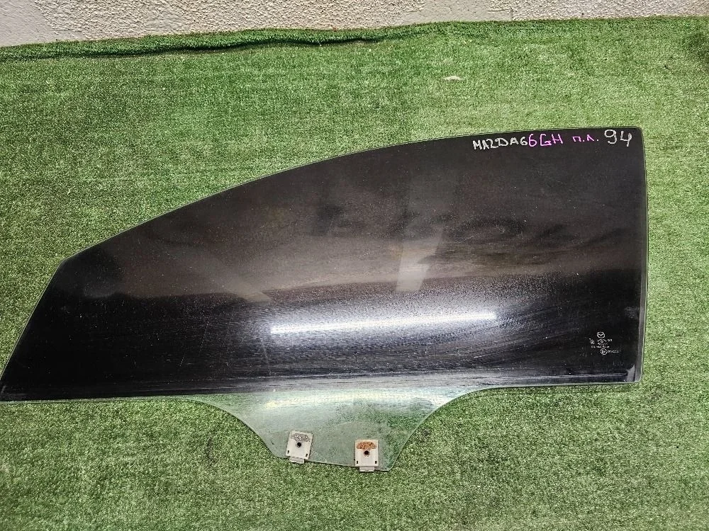 Стекло переднее левое на Mazda 6 GH