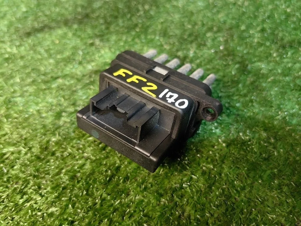 Резистор отопителя Ford Focus 2