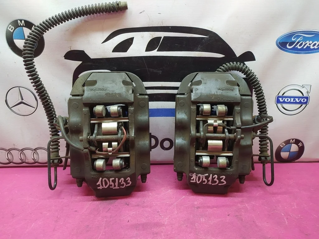 Суппорта задние комплект Audi Q7 Touareg Cayenne