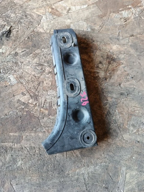 Кронштейн Audi A6 1999 4B2