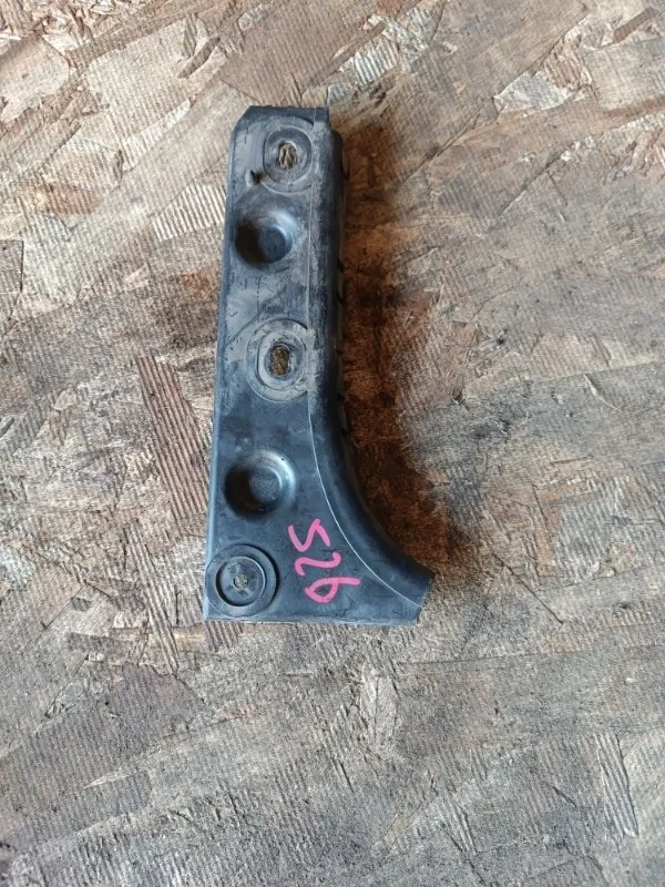 Кронштейн Audi A6 1999 4B2