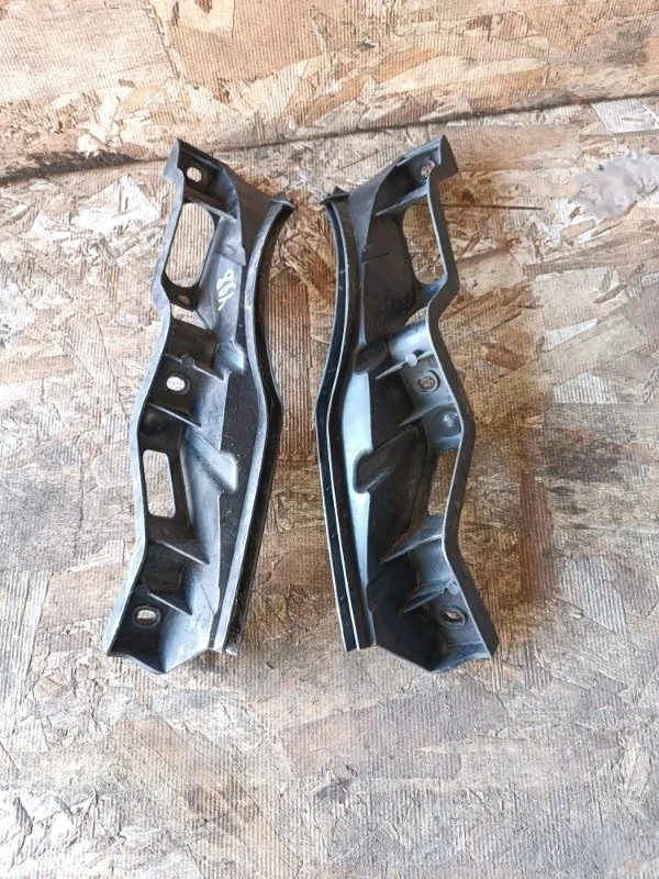 Кронштейн Volkswagen Passat 2007 3C2