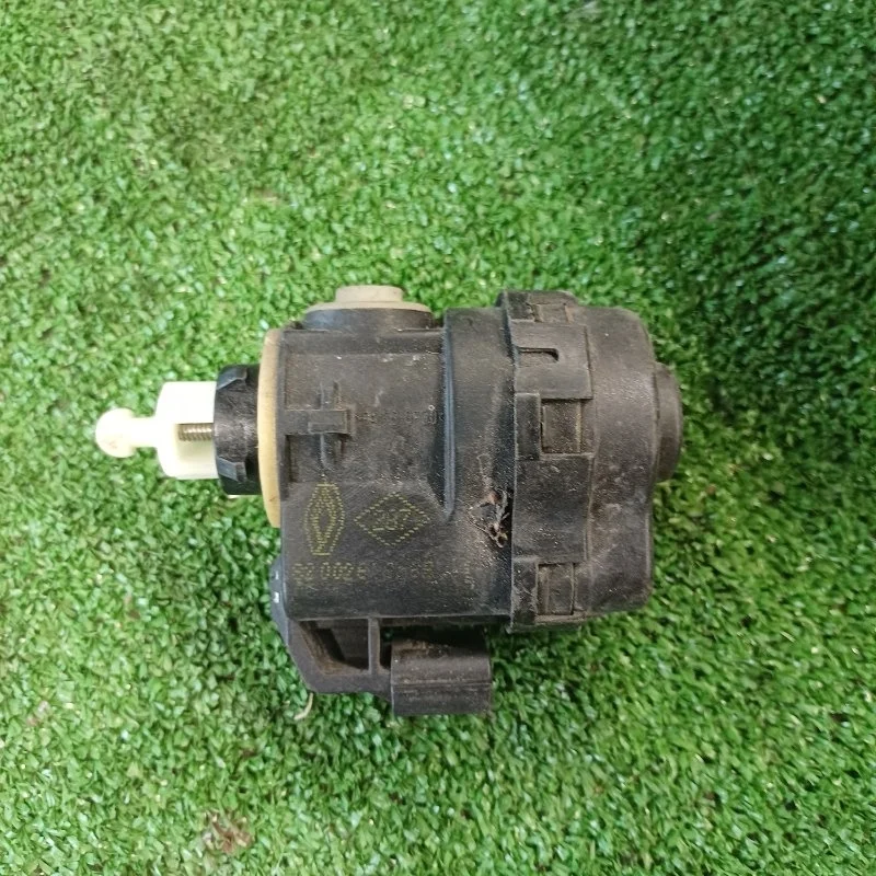 Корректор фар Renault Megane