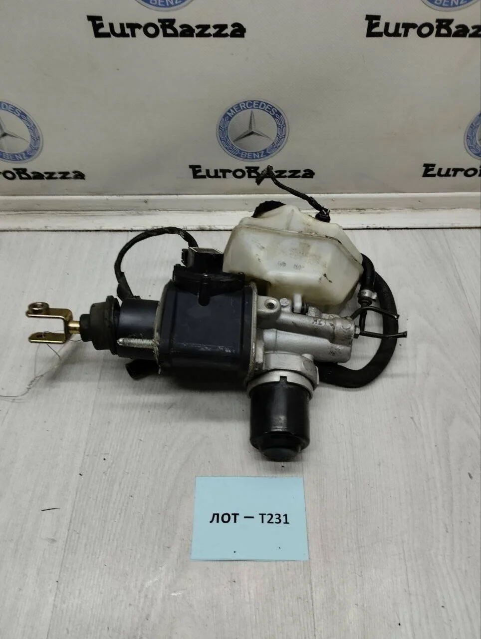 Вакуумный усилитель тормозов Mercedes W211