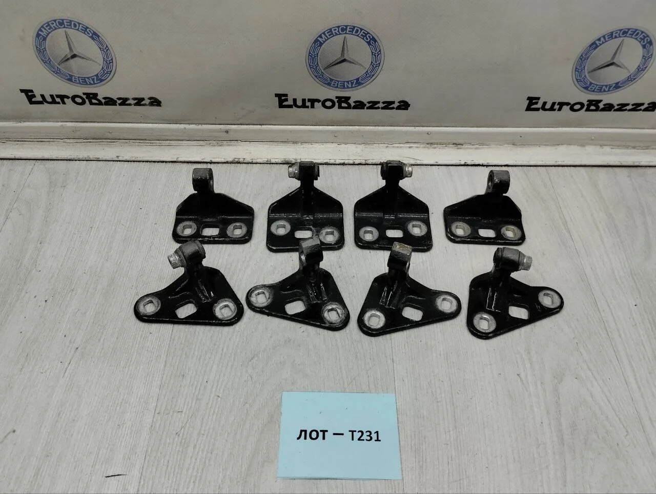 Петли дверные Mercedes W211