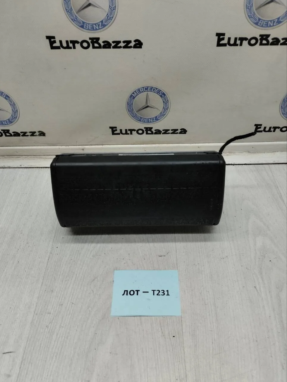 Подушка безопасности в торпедо Mercedes W211