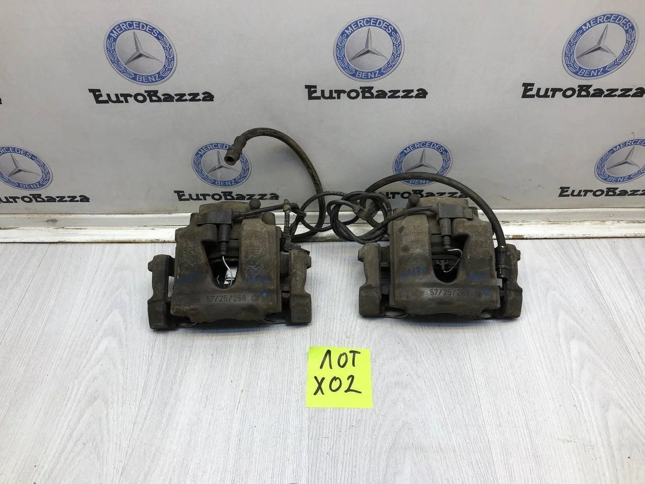 Тормозной суппорт передний Mercedes W170