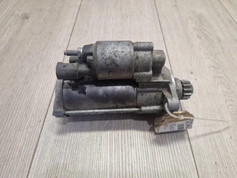 Стартер VW Tiguan 2008-2017 5N