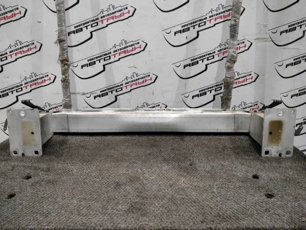 УСИЛИТЕЛЬ БАМПЕРА AUDI ПЕРЕД 8K0807113D