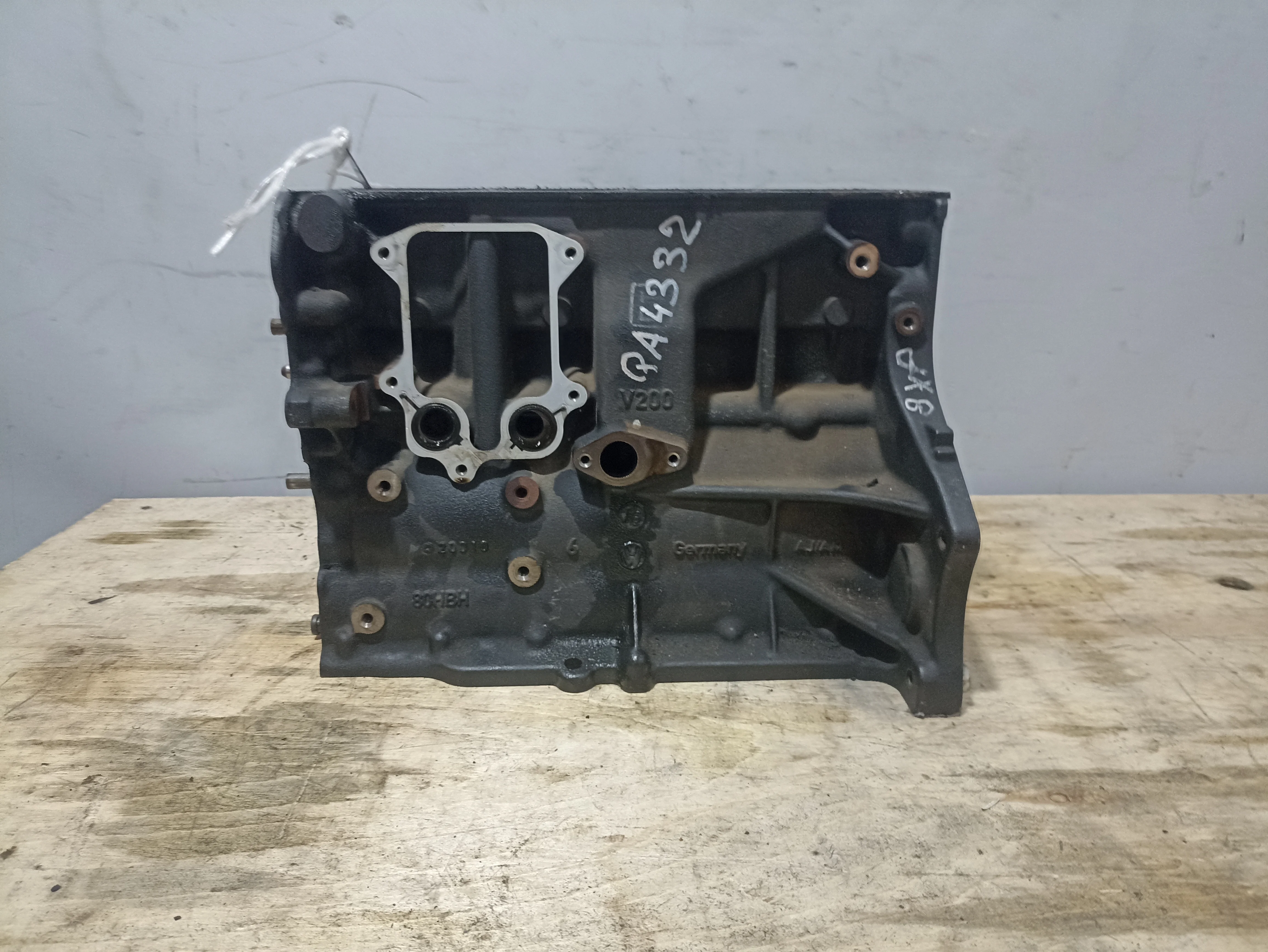 БЛОК ЦИЛИНДРОВ AUDI VOLKSWAGEN SEAT SKODA CAVD CNWA CTHA CTHD CTKA ... PASSAT CC POLO SHARAN TIGUAN TOURAN ... 8XF 8XK B6 B7 MK5 03C103011AR QA4332-230776Z