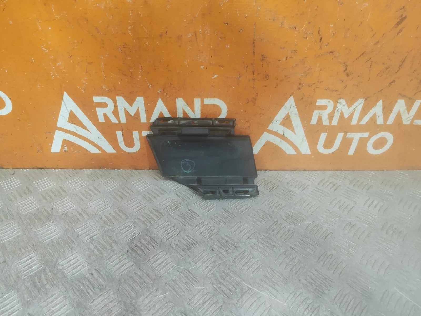 Накладка решетки бампера BMW X2 2017-нв F39