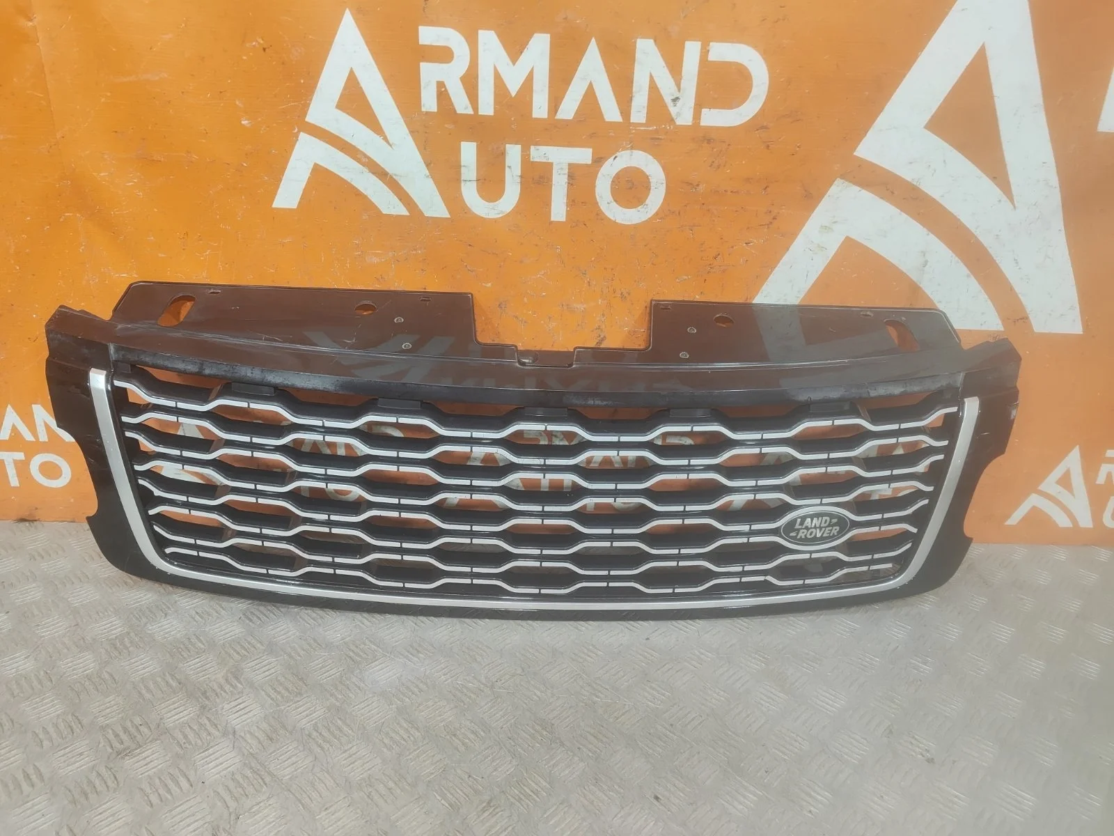 Решетка радиатора Land Rover Range 2017-2022 4 L405