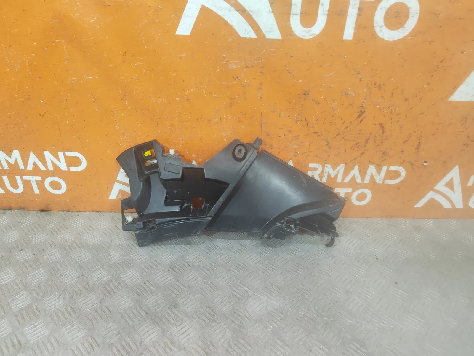 Кронштейн бампера Land Rover Range Sport 2017-нв L494