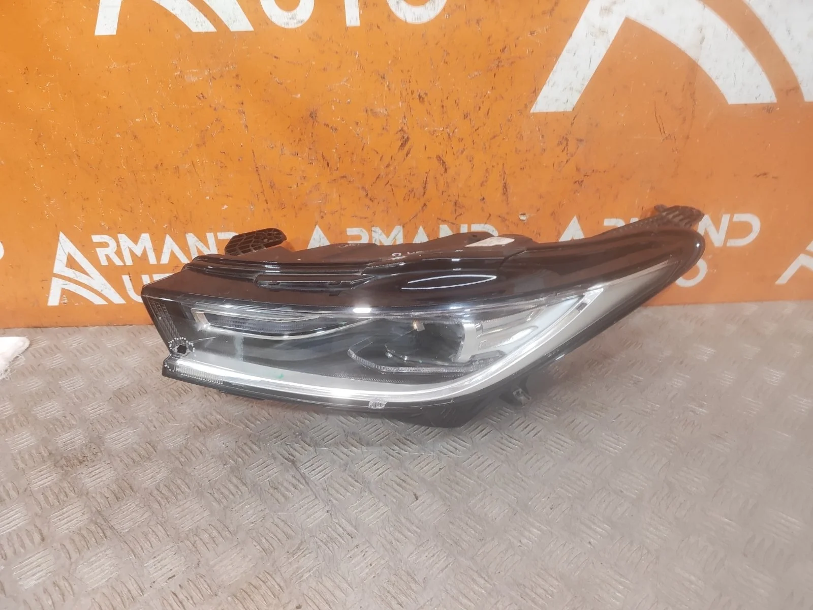 Фара EXEED TXL 2021-нв M32T