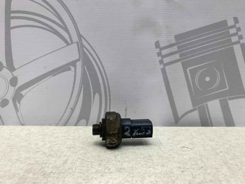 Датчик давления кондиционера BMW X5 2004 E53
