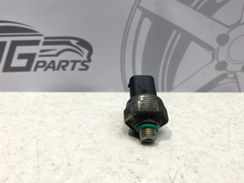 Датчик давления кондиционера BMW 3 2009 E90