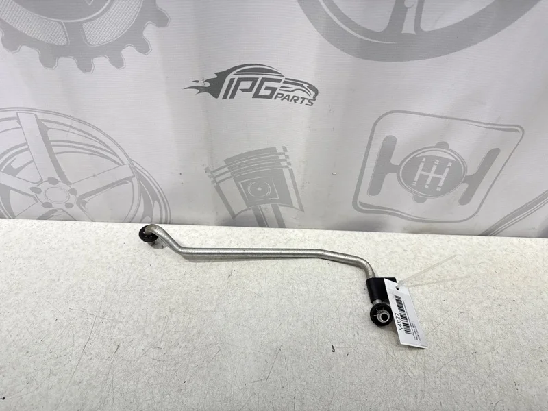 Трубка охлаждения акпп верхняя Mercedes-benz 2012 C204